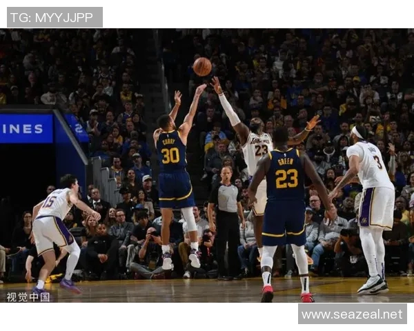 2011年湖人对阵太阳的经典对决回顾与精彩瞬间分析 2011年湖人对阵太阳的经典对决回顾与精彩瞬间分析