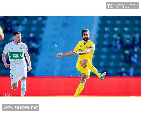 塞维利亚客场不敌比利亚雷亚尔，遭遇两连败：重压下的挑战与机遇