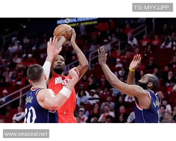 哈登领衔火箭对决尼克斯球场上的激情与荣耀再度碰撞 哈登领衔火箭对决尼克斯球场上的激情与荣耀再度碰撞