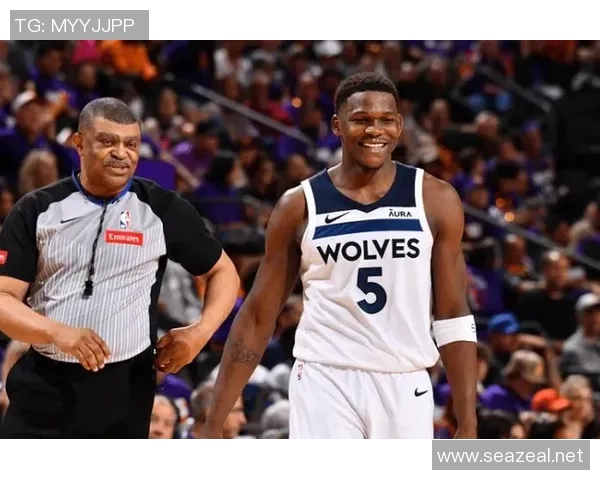 火箭队与森林狼激战正酣争夺季后赛名额的关键对决即将上演 火箭队与森林狼激战正酣争夺季后赛名额的关键对决即将上演