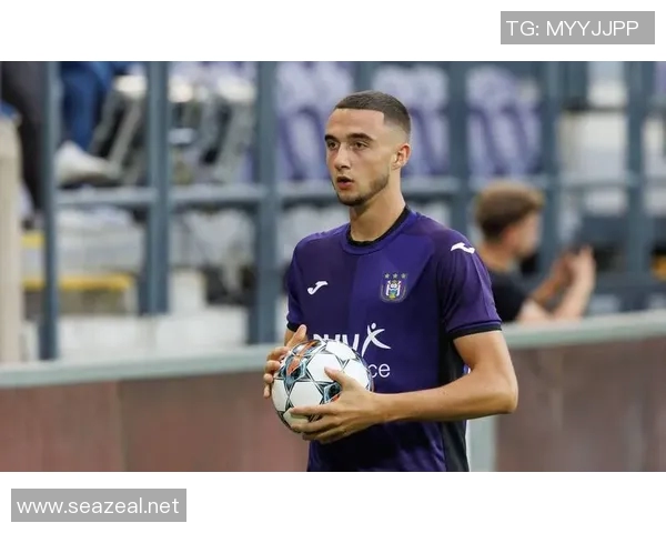 加维引领足球新风潮展现年轻球员的无限潜力与未来发展方向 加维引领足球新风潮展现年轻球员的无限潜力与未来发展方向